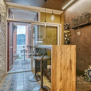  Apartment Romantic Lakefront Balcony - - Porto Vecchio 11